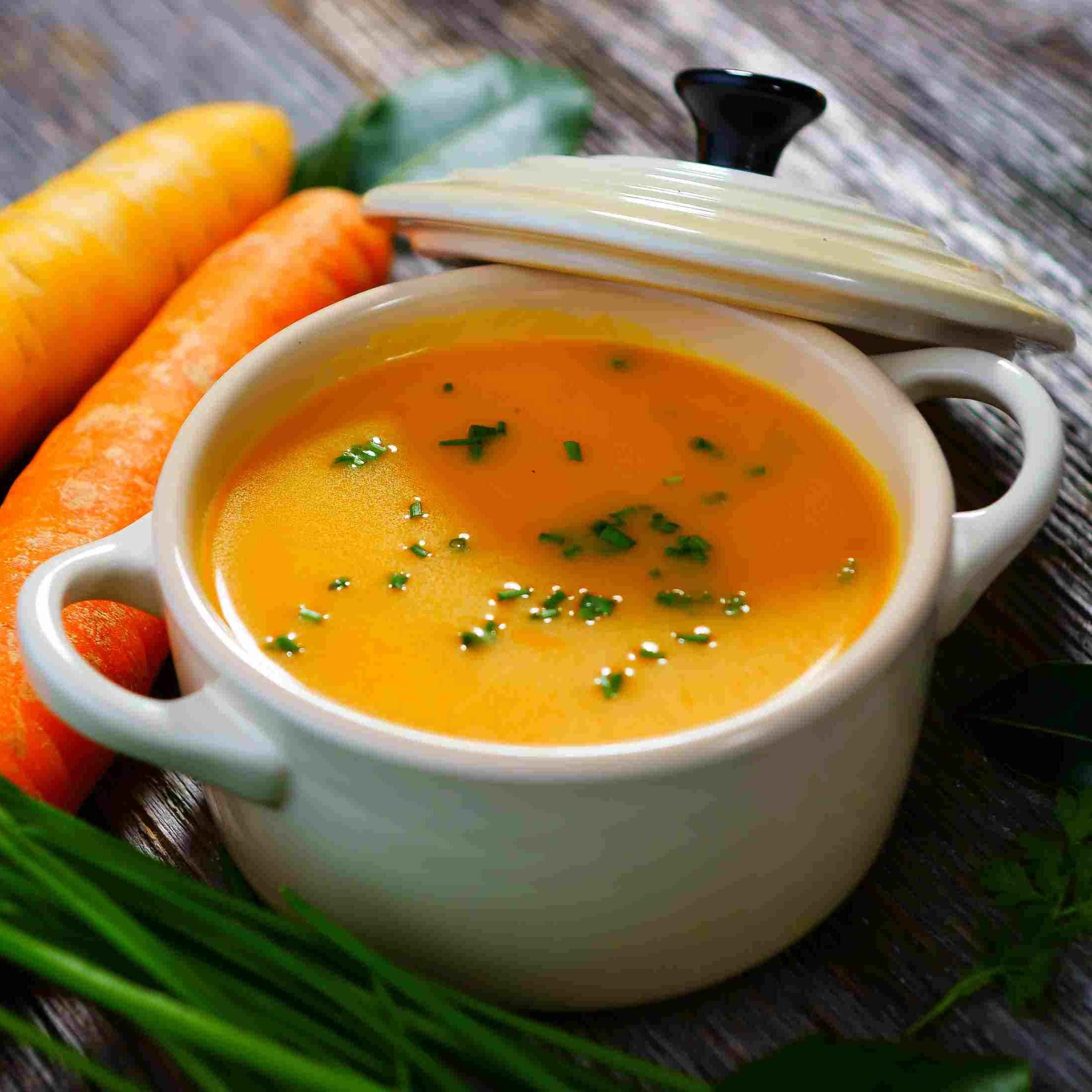 Karottensuppe.jpg__PID:6d89b978-b21d-4e34-8bb6-bfba98bb7326